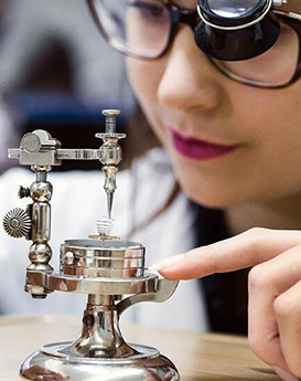Winnie Janice‑WenshanZhuangandMiaoAutonomousPrefecture RADO Official Service Outlets Watchmaker